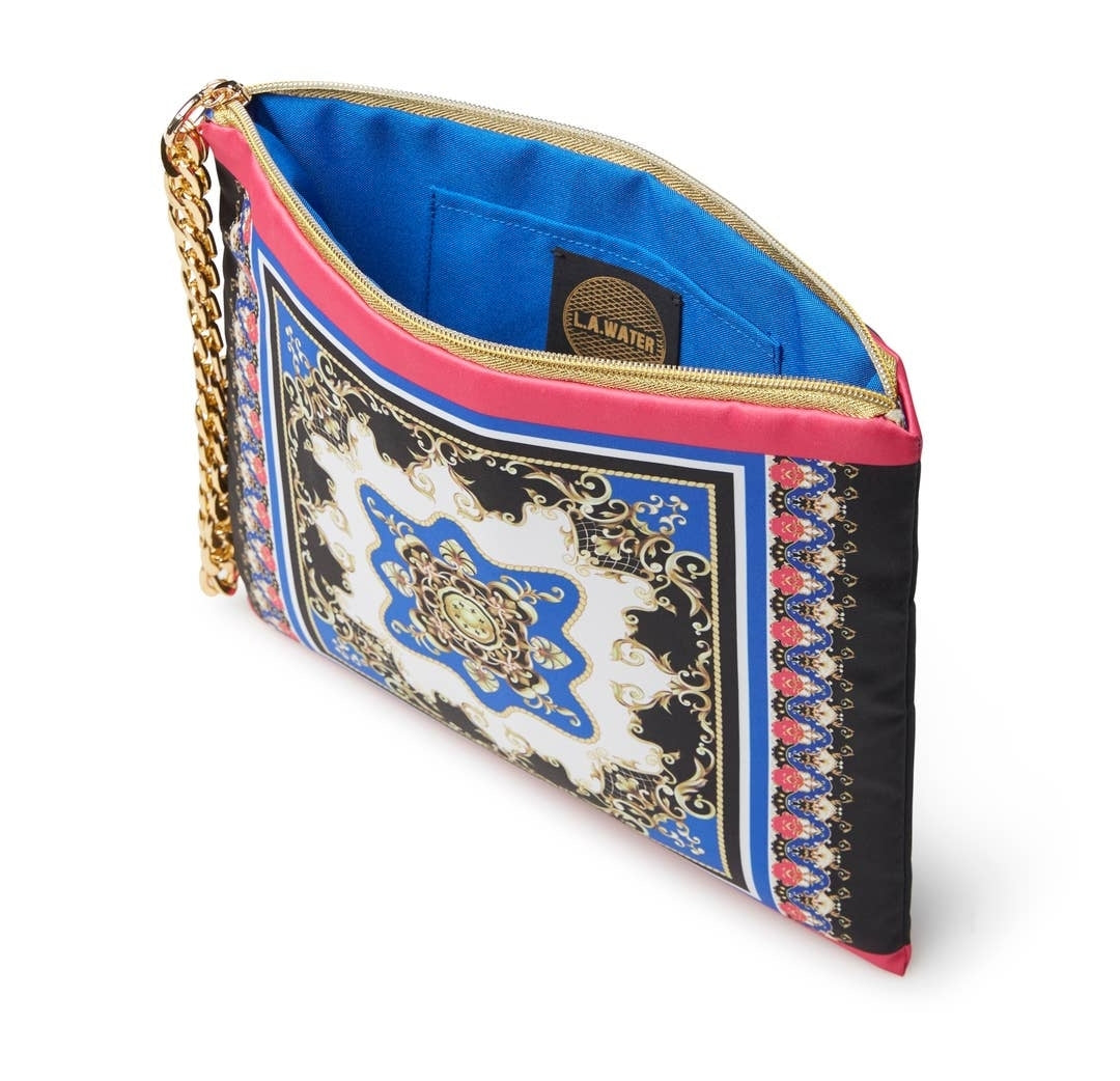 Borsa e foulard